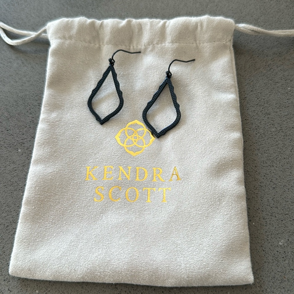 Kendra Scott Navy Blue Drop Earrings